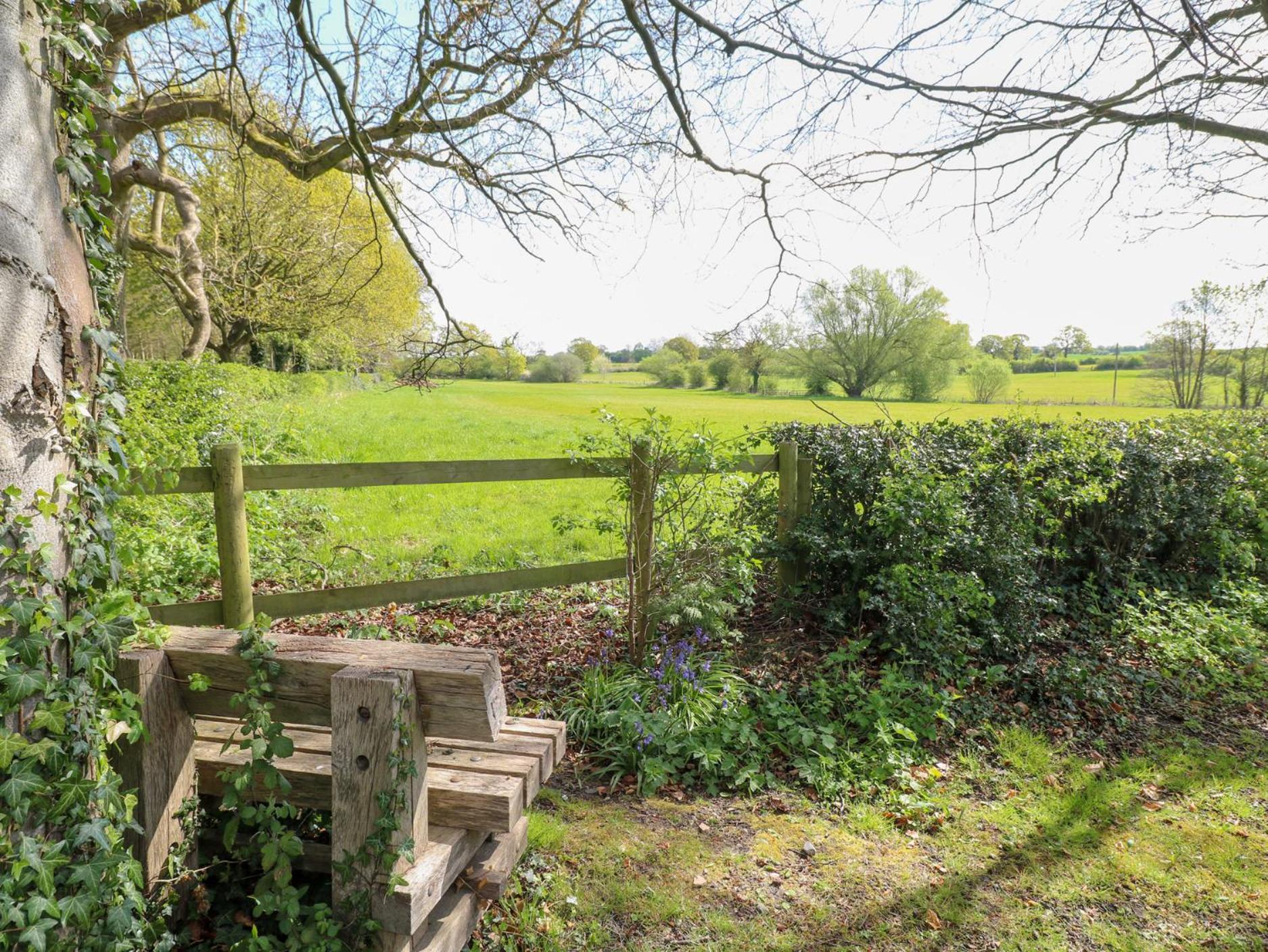 Villa Hen House View Rugeley Exterior foto